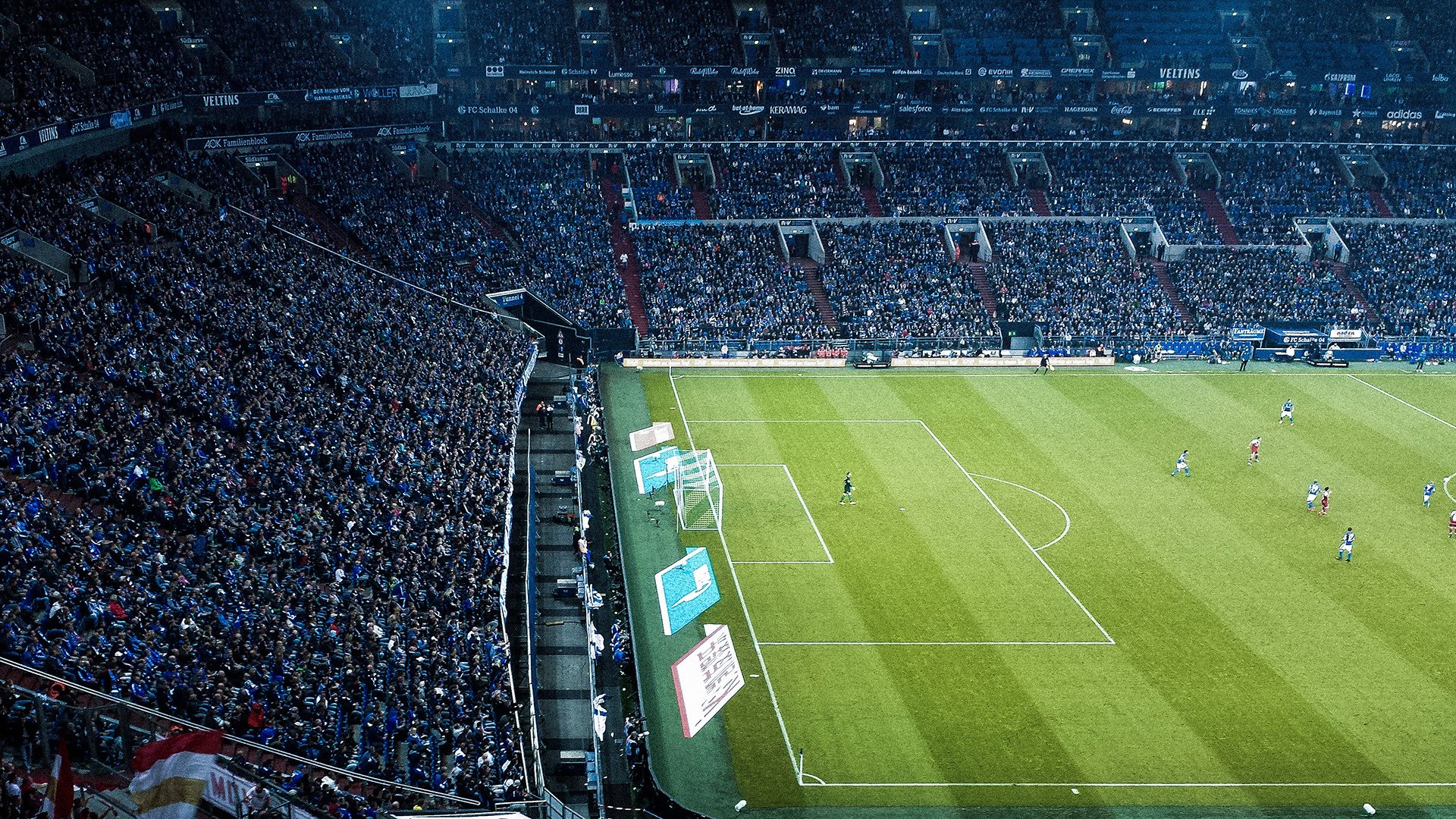 爱游戏全站-替补席上跳起非洲战鼓舞，塞内加尔球员太嗨被罚黄牌，非洲 塞内加尔